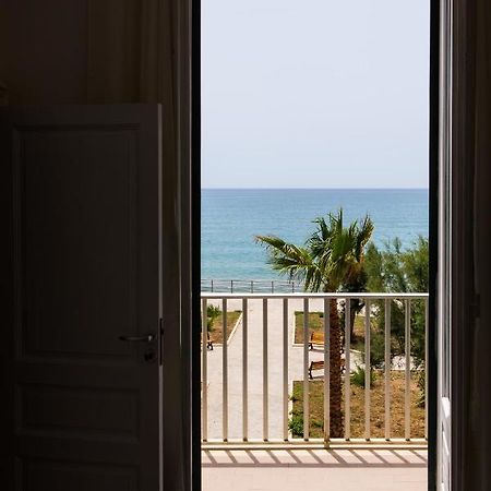 Sea Beach Pozzallo Luaran gambar