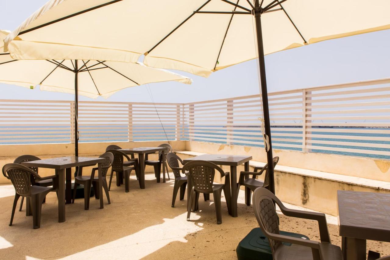 Sea Beach Pozzallo Luaran gambar