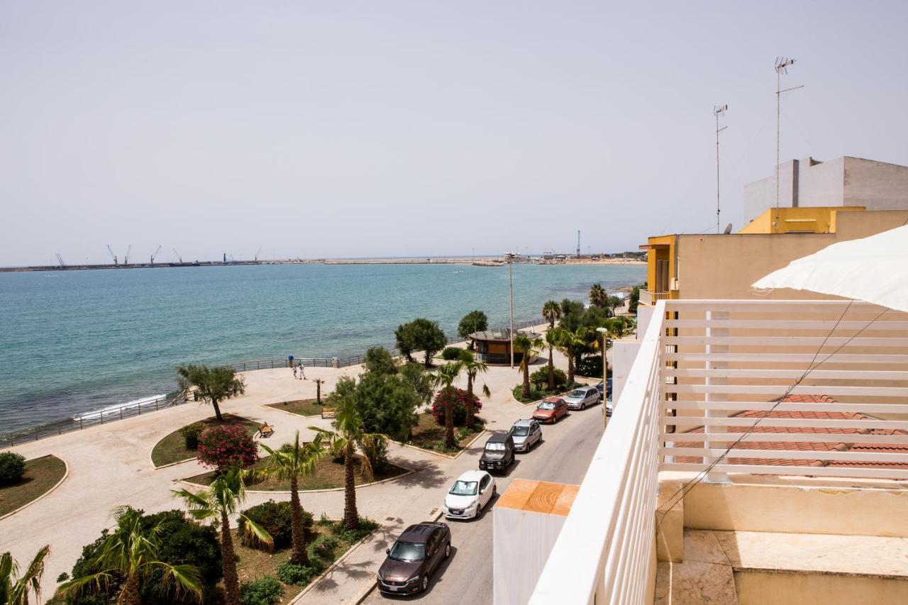 Sea Beach Pozzallo Luaran gambar